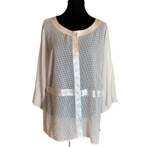 Apostrophe off white Swiss dot blouse Size 16-18W